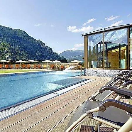 Wohlfuehl Ferien-heim 4 Sterne 4* 齐勒河谷采尔
